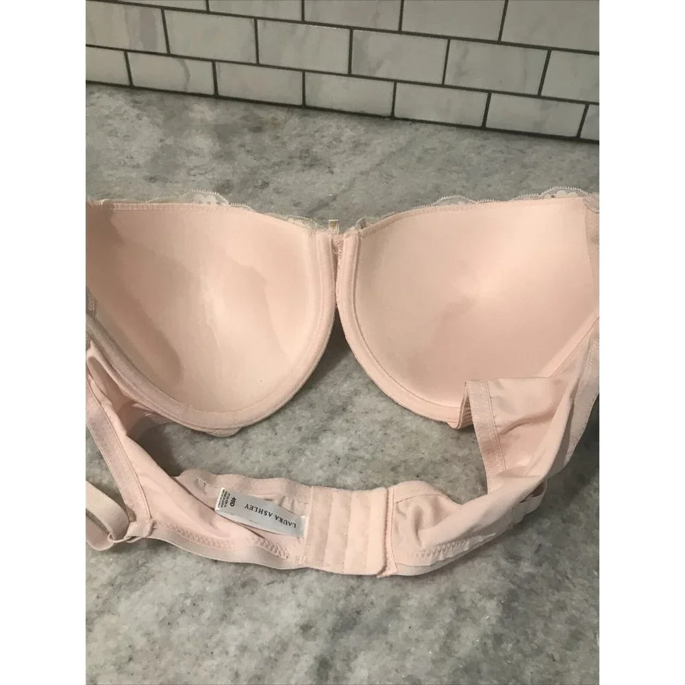 Laura Ashley Bra Womens 40D Pale Pink Padded Underwire 3700-16‎ Lacey Romantic